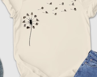 Raccoon Dandelion Shirt, Raccoon Lovers Shirt, Fly Dandelion Tee, Cute Raccoon Tee, Animal Lovers Shirt, Vintage Raccoon Shirt, Wildlife Tee