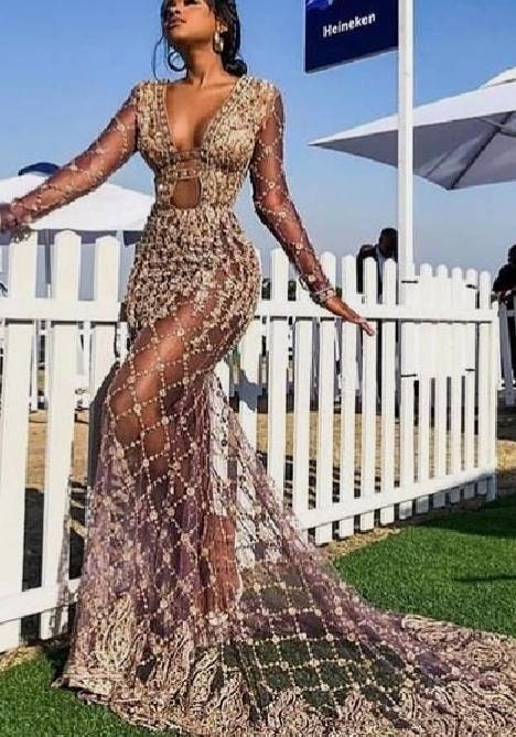 Afrikanisches Spitzenkleid: In Stoffoption erhältlich