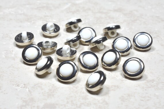 Small silver buttons deals