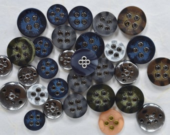 GRAB BAG 30pcs -15-22mm Assorted Colour Unique Token Buttons, 24-34L High Fashion 4-Hole Plastic Button for Shirt Coat Knitting Sewing