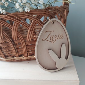 Pendentif panier de Pâques personnalisé Étiquettes en bois pour œufs de Pâques Signe de Pâques avec nom Étiquettes de lapin de Pâques image 7