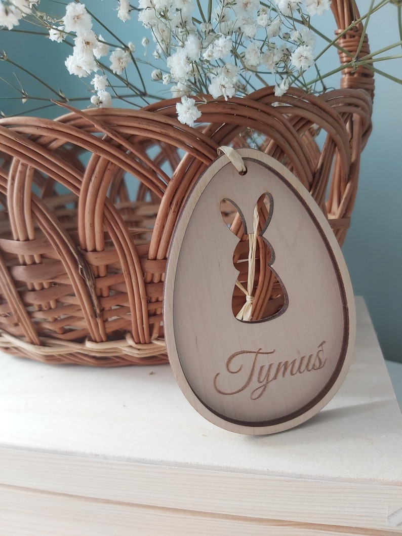 Pendentif panier de Pâques personnalisé Étiquettes en bois pour œufs de Pâques Signe de Pâques avec nom Étiquettes de lapin de Pâques Easter Egg nr. 8