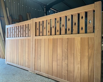 Hardwood Driveway Gates In Sapele Diamond Pattern Detail Custom Made Wooden Gates Flat Top Design The Harlequin Gates