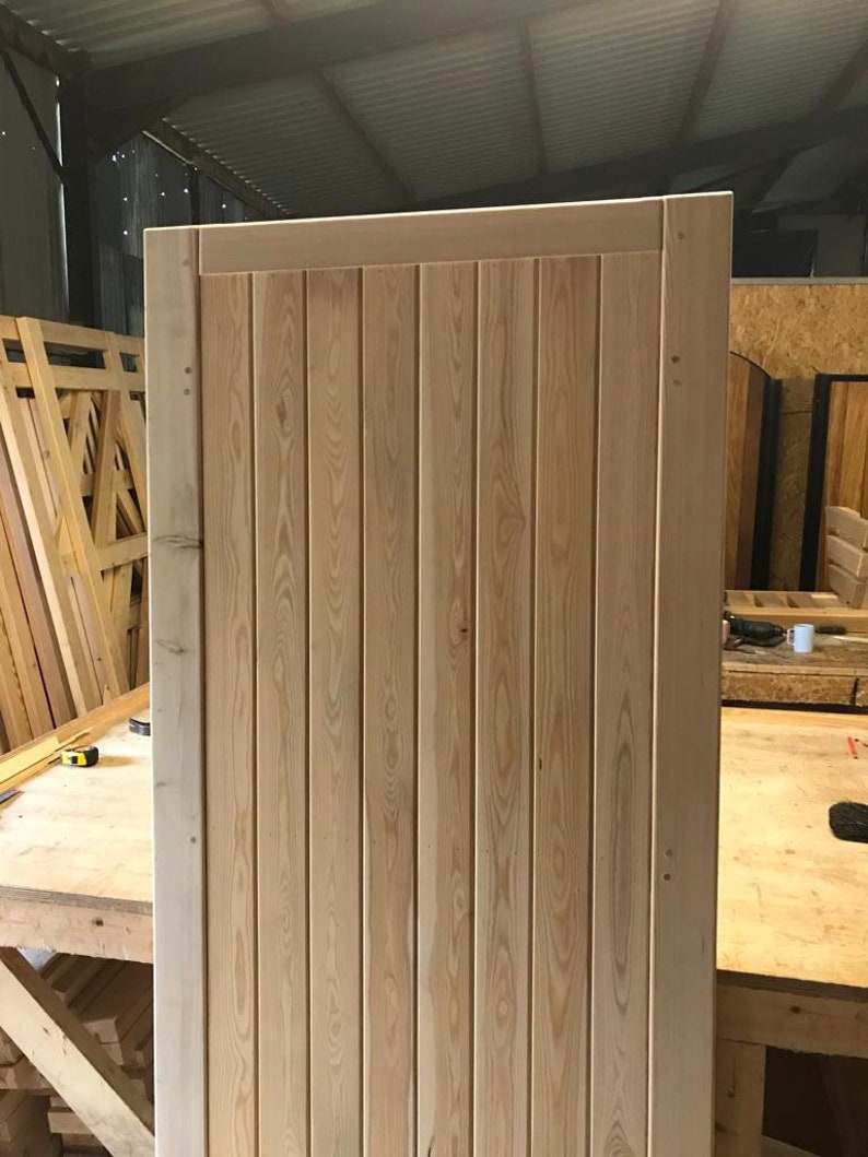 Wooden Gate Flat Top Gates Handmade Custom Made Gates Near Me Etsy