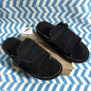Mens Velvet Indian Slippers: Rajasthani Kolapuri Jutti