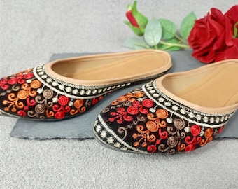 Embroidered Khussa Punjabi Jutti Indian Party Wear Shoes