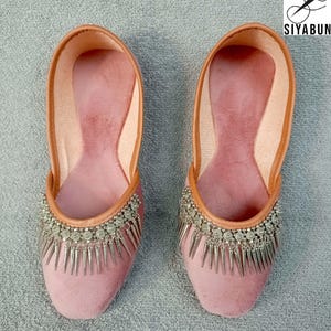 Handmade Embroidered Punjabi Jutti: Indian Designer Party Shoes