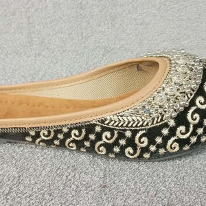 Indian Footwear
Khussa Shoes for Women
Jutti Heels
Mojari Shoes
Indian Shoes Women
Jutti for Women
Shoes India
Velvet Jutti
Jutti Heel
Indian Flat Shoes
Pearl Juttis
Indian Heels
Women Indian Footwear
Jutti Sandals
Orange Khussa
Embroidered Jutti