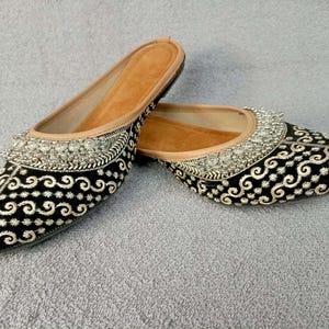 Jutti Khussa
Khussa Shoes for Women
Shoes Khussa
Womens Khussa 
Punjabi Womens Shoes
Jutti for Women
Womens Punjabi Jutti
Indian Shoes Size 9
Black Punjabi Jutti
Mojari Shoes
Jutis
Embroidered Jutti
Punjabi Jutti Size 8
Khussa
Mojari Women
Desi Jutti