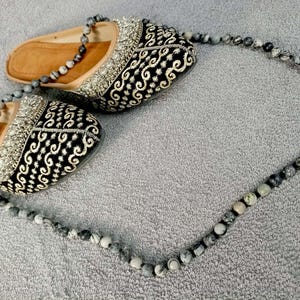 Punjabi Sandals
Mojari Shoes
Indian V Shape Footwear
Women Indian Footwear
Jaipur Jute
Kolhapuri Chappal
Indian Footwear
Indian Gold Sandals
Kolhapuri Heels
Rajasthani Jutti
Indian Slipper