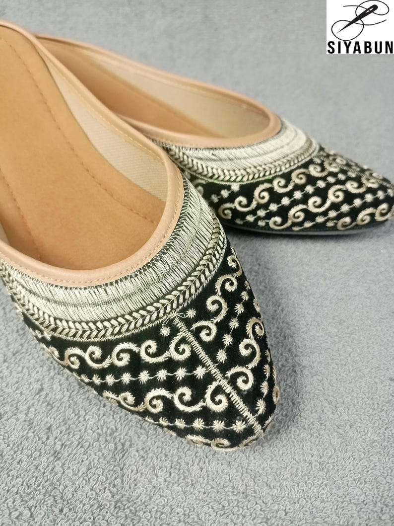 Khussa
Indian Jutti Gold Open Back
Jutti
Ladies Khussa
Indian Beaded Shoes
Shoes Khussa
Punjabi Jutti Wide Fit
Jutti Shoes Women
Desi Shoes
Punjabi Shoes
Shoes Punjabi
Gold Khussa Jutti
Red Juttis
Ladies Khussa Shoes
Indian Shoes Gold
Juttis for Kids
Red Juttis
Indian Beaded Shoes
Desi Shoes
Kids Khussa
Jutti Shoes
Indian Jutti Gold Open Back
Maroon Khussa
Jutti for Kids
Jutti Shoes Women
Khussa for Kids
Shoes Khussa
Embroidered Khussa
Chapal
Women Kolhapuri Chappal
Kolhapuri Chappal Woman