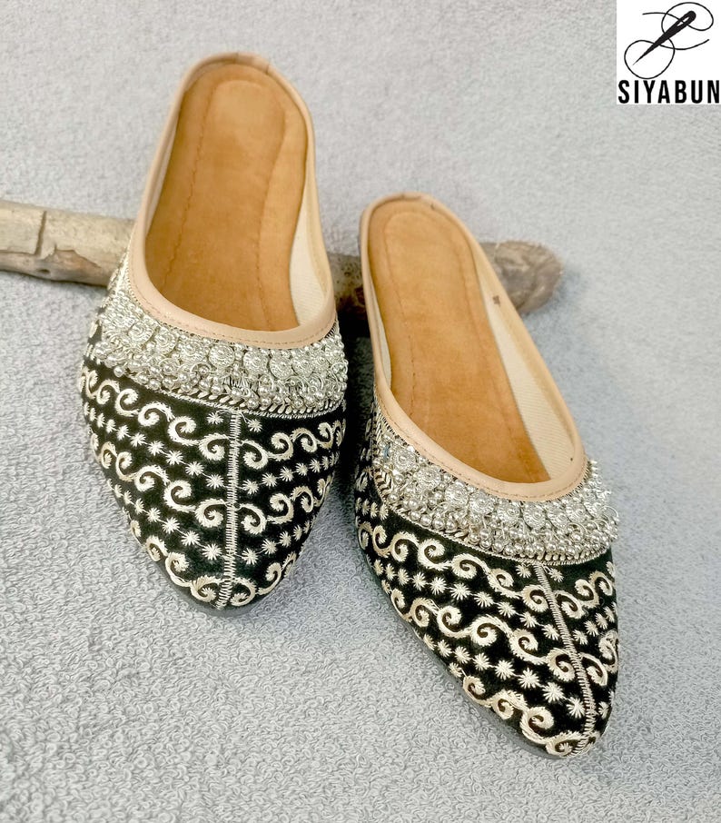 Jutti Khussa
Pakistan Shoes
Khussa Shoes for Women
Shoes Khussa
Womens Khussa 
Indian Jutti
Punjabi Womens Shoes
Indian Shoes Size 9
Womens Punjabi Jutti
Punjabi Jutti Size 8
Khussa Shoes
Black Punjabi Jutti
Jutti for Women
Indian Jutti
Punjabi Jutti