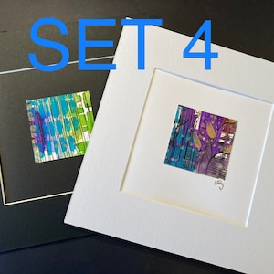 Mini pinturas abstractas coloridas pequeñas obras de arte originales para regalo. Juego 4. montado en una tarjeta en blanco de 5x5 pulgadas en blanco o negro o en un soporte de 8x8 pulgadas.