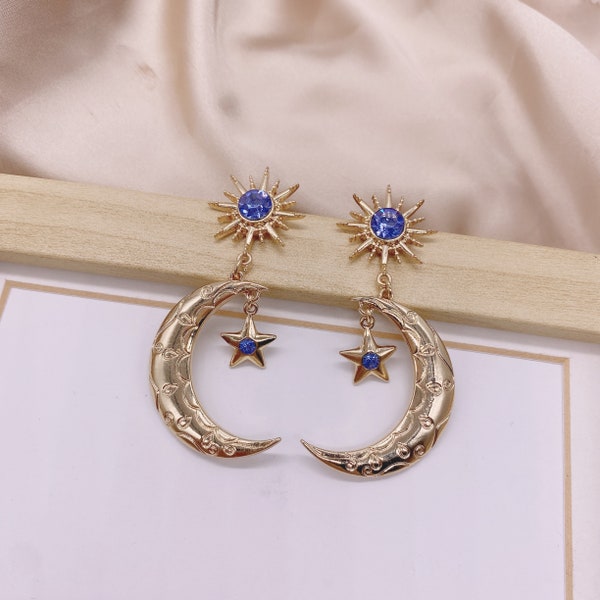Moon and Star Earrings, Purple Earrings, Half Moon Earrings, Crystal Earrings,Celestial Earrings,Big Moon Earrings,Moon Jewelry,Gift for her