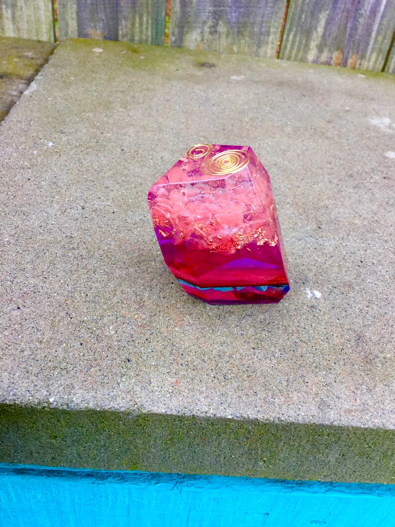 Gem Orgonite Generator