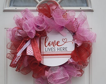 Handmade Deco Mesh Valentines Day Striped Love Lives Here Wreath for front door, mothers day gift for mom