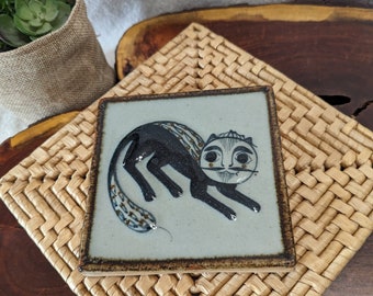 Handmade Mexican Tonala Tile (Azulejo) with Weird Cat Motif - 4 1/4" x 4 1/4" - Mottled Brown Edge Tile w/Cat - Folk Art Mexican Tile