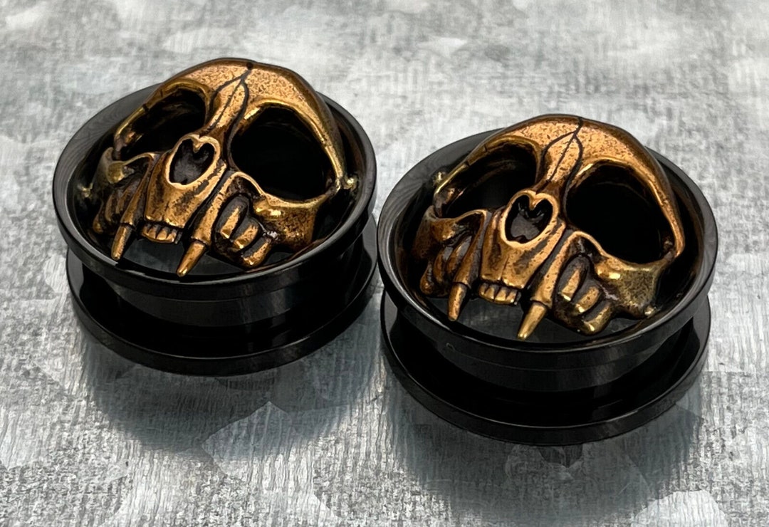 Raven Skull Ear Tunnels - Black Stainless Steel Ear Plugs - Gothic