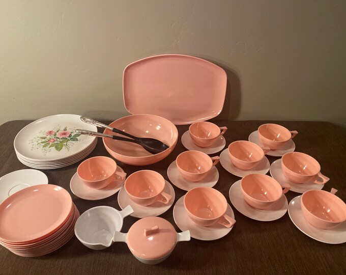 Vintage 195060s Melmac Plastic Dinner Set Etsy