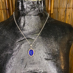 Blue glass Mexican 925 pendant and chain