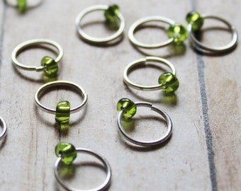 Green Glass Beaded Stitch Markers, Knitting Marker, Round Stitch Marker, Snag Free Marker, Stitch Marker Rings, Stitch Keeper, Yarn Marker