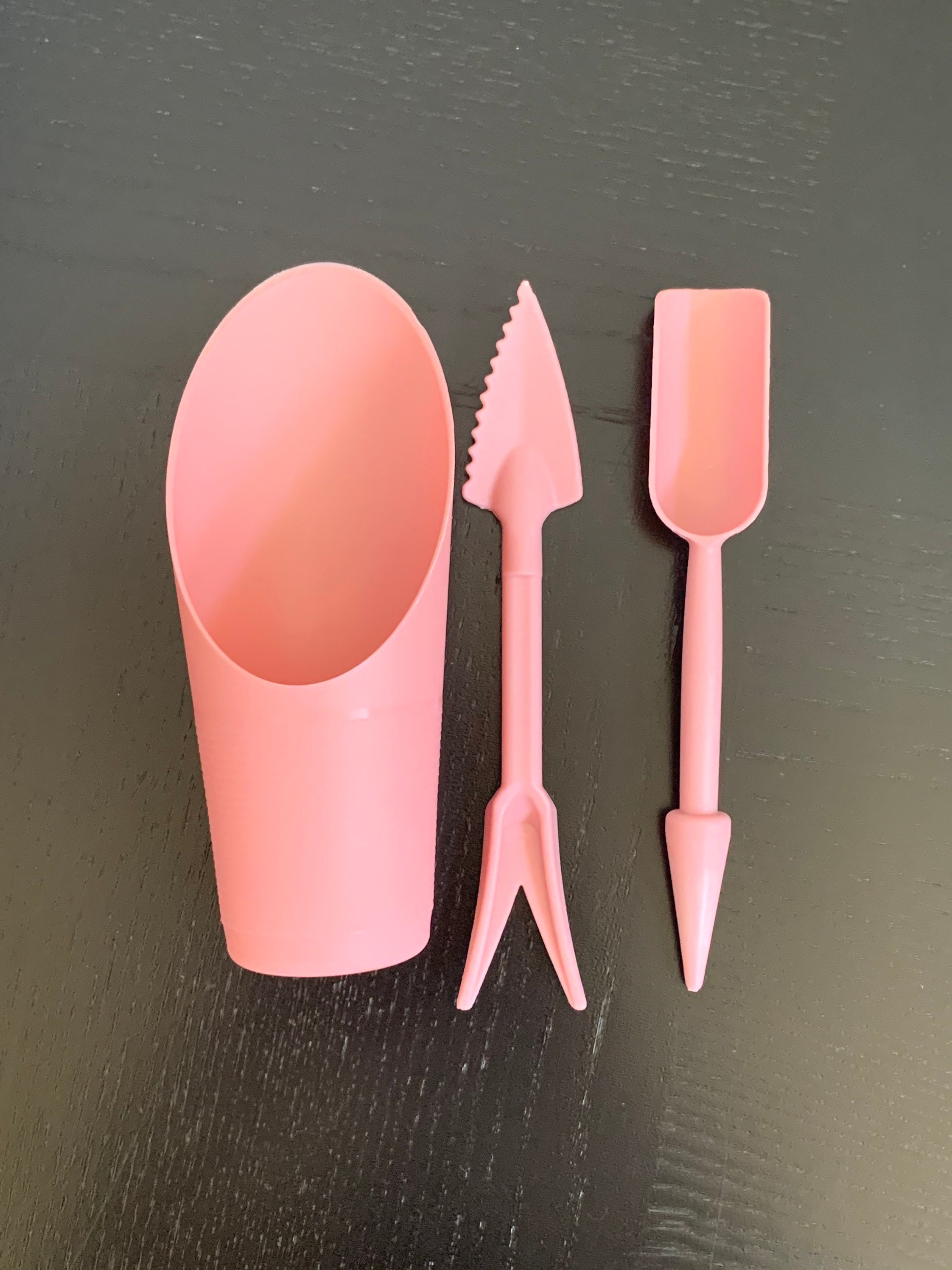 Armstrong UK Multicolor plastic spatulas scoop plastic shovel DIY tool Pack of 4 