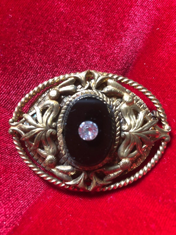 Victorian mourning brooch