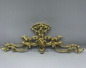 Cast zinc brass plated balance scale lamp part