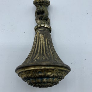 Vintage lamp hanging finial ( used)