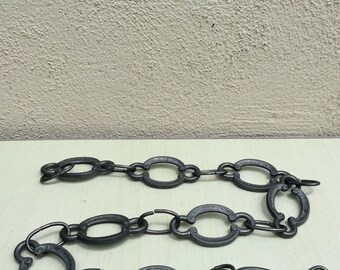 3’ Vintage pot metal chandalier chain ( used)