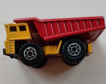 Vintage 1989 Matchbox Dump Truck 1:140