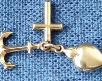 Faith, Hope and Charity 9ct gold pendant - Vintage