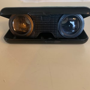 Plastic Folding Binoculars