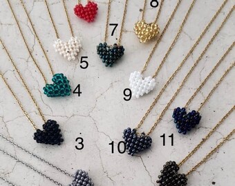 Heart beaded necklace. Golfi gold chain