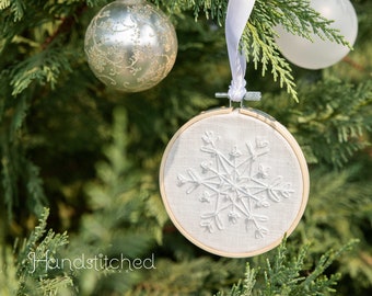 White snowflake Christmas ornament embroidery kit, DIY Ornament, Christmas embroidery kit, learn to embroidery kit