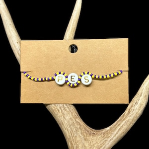 Custom School Spirit Bracelet – Personalized Beaded Bracelet with School Colors, Mascot Name, or Class Year – Teacher & Student Gift