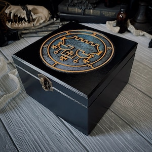 Wooden Box Sigil Belial | Black & Gold