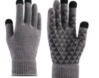 Faites l'expérience d'une commodité inégalée avec les gants pour écran tactile Legend Knit pour hommes et femmes !