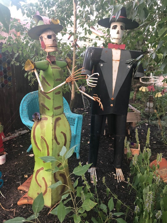 Dia De Los Muertos Skeleton Couple