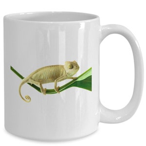 Chameleon mug, chameleon coffee cup, chameleon kitchen decor,funny mug,gift idea