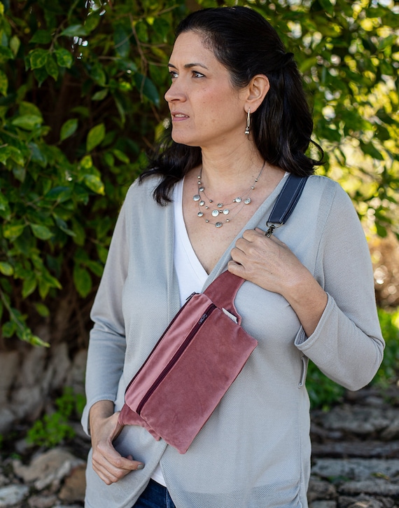 Hip hotsell pouch bag