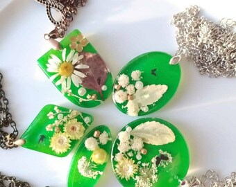 Mother's Day Gift,Pressed Flowers | Jewelry Gifts | Resin Handmade  Necklace | October November Birthday gifts
