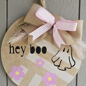 Ghost Halloween Door Hanger | Hey Boo | Ghost Front Door Decor | Pink Halloween | Fall Welcome Sign | Pumpkin Door Hanger | Fall Wreath