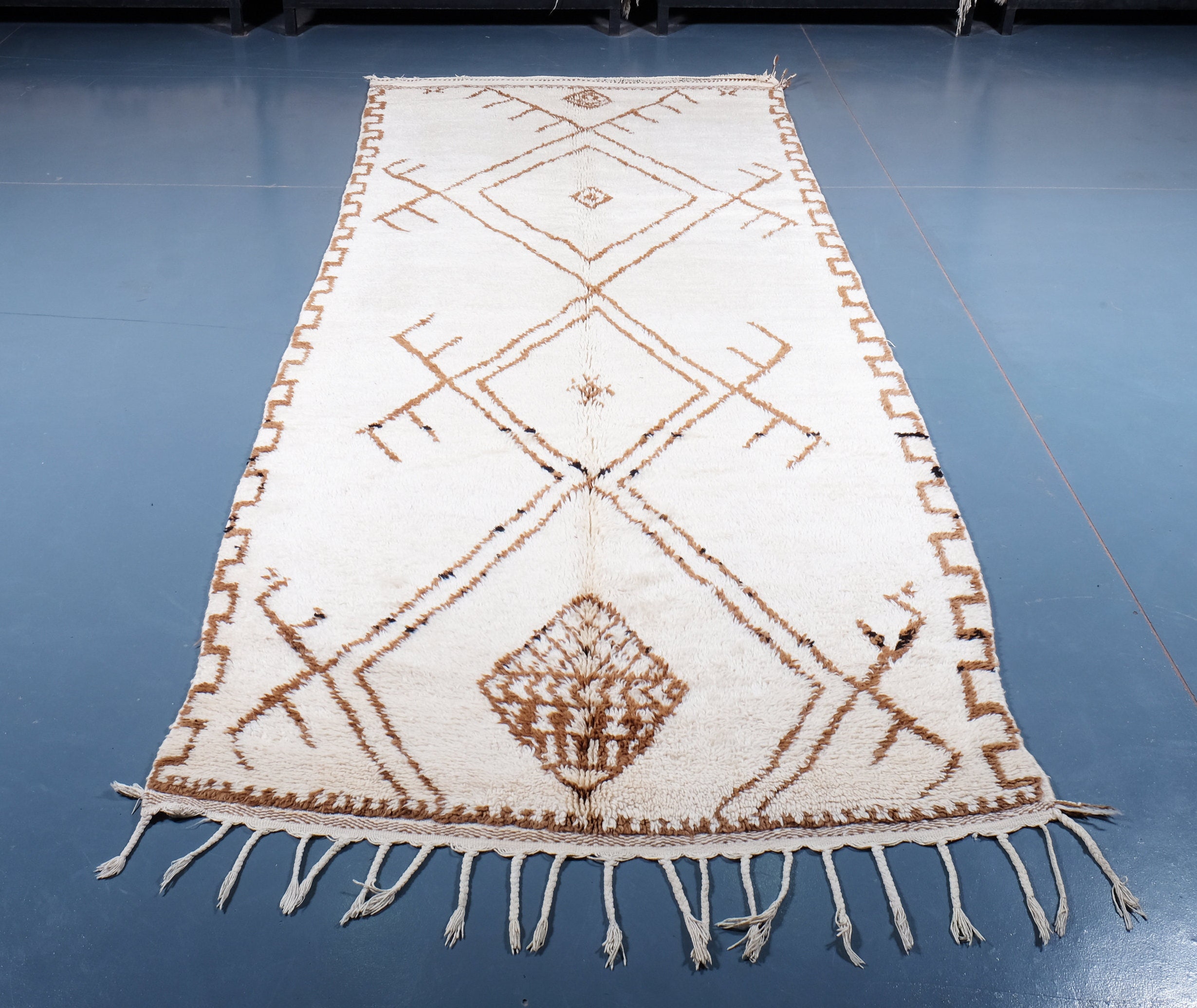 Moroccan Azilal Rug 10.49 Ft X 4.39 Ft, Authentic Rug, Moroccan Area Berber Handmade Carpet, Wool Ru