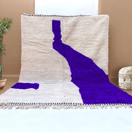 Moroccan wool rug, handmade Moroccan Rug , Custom shops rugs