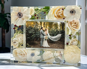 Wedding Bouquet Preservation | Wedding Flower Frame | Resin Block | Bridal Keepsake | Wedding Gift |