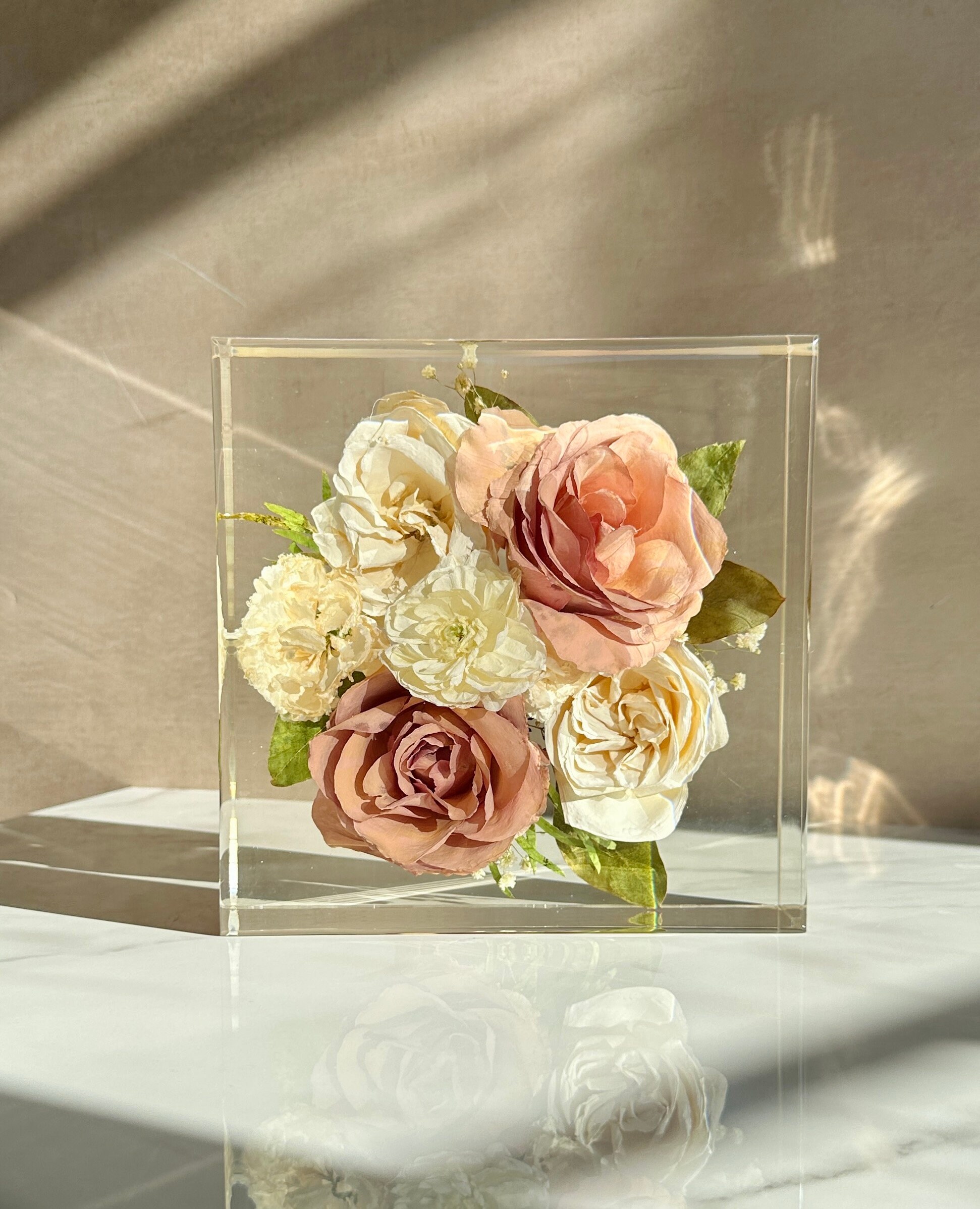 How To Preserve Flowers In Resin Like A Professional - Resin Obsession