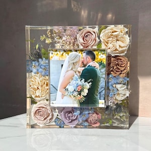 Wedding Bouquet Resin Preservation: Bridal Flower Keepsake Block