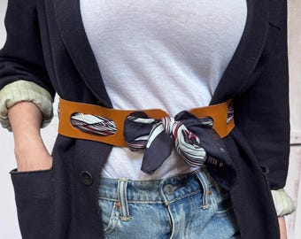 MOSCHINO redwall モスキーノ　レザーベルト　ヴィンテージ Moschino belt redwall vintage leather belt gold subtitles