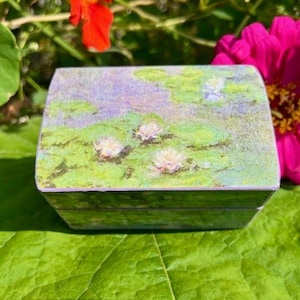 Monet Water Lilies - Periwinkle